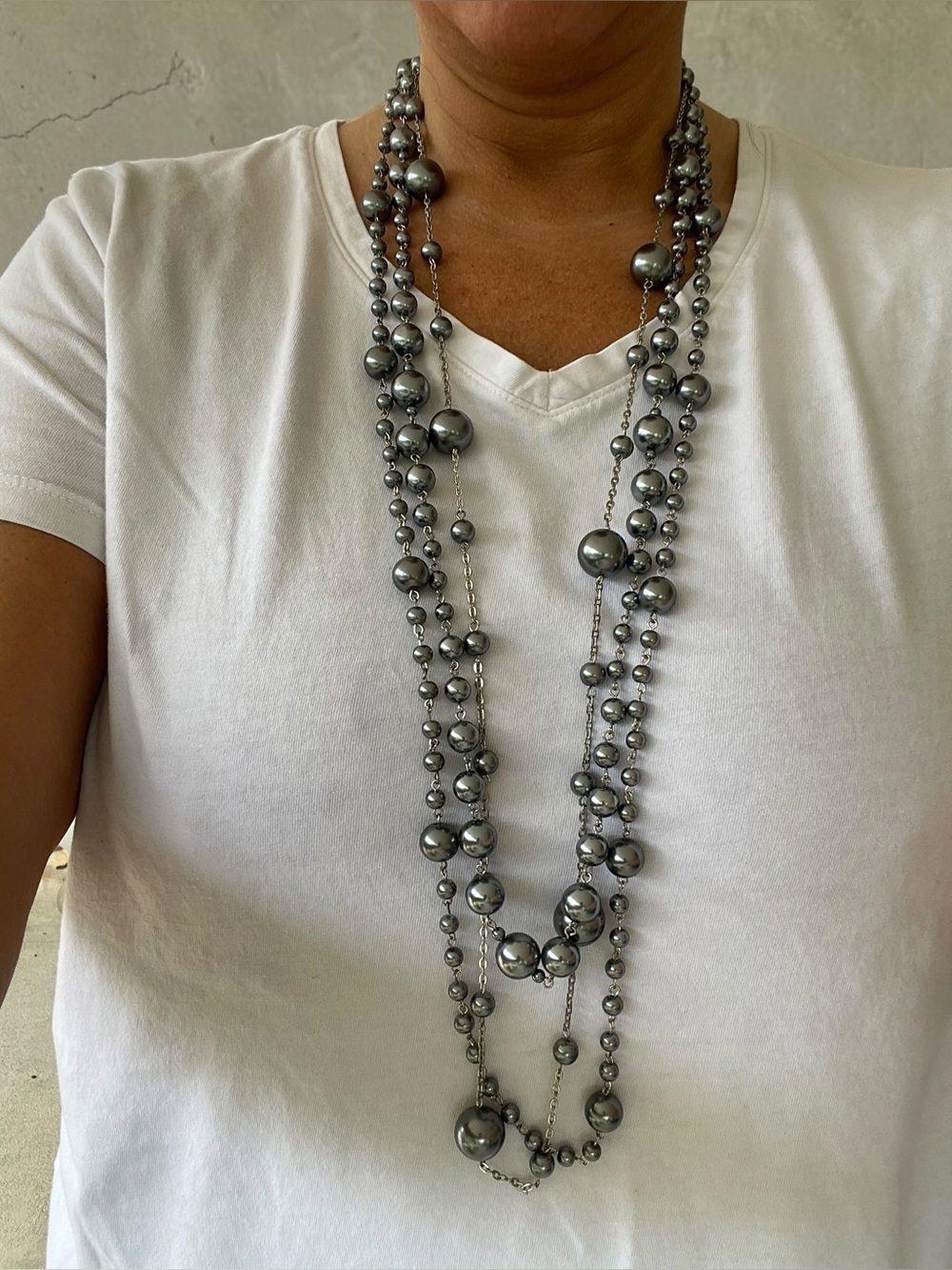 Beleza Curated Silvery Gray Graduated Pearl Station Necklace Trio